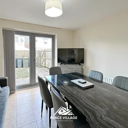 Ashton Co-Living - Private Room Self-Cater Manchester Extérieur photo